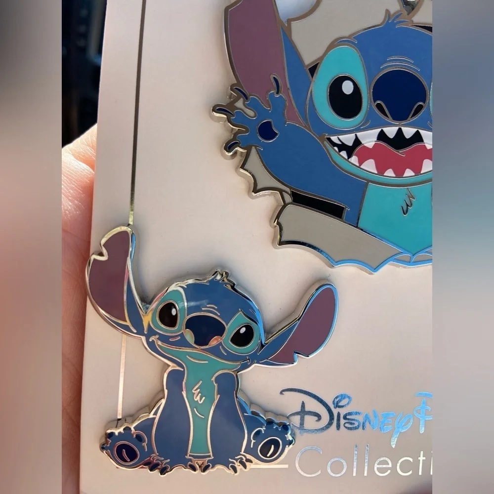 Disney Parks Stitch Lanyard Medal and Pin Set — Full Set LILO & Stitch NEW